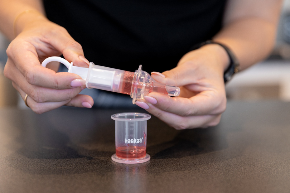 Jeringa dispensador de medicina para bebés Haakaa